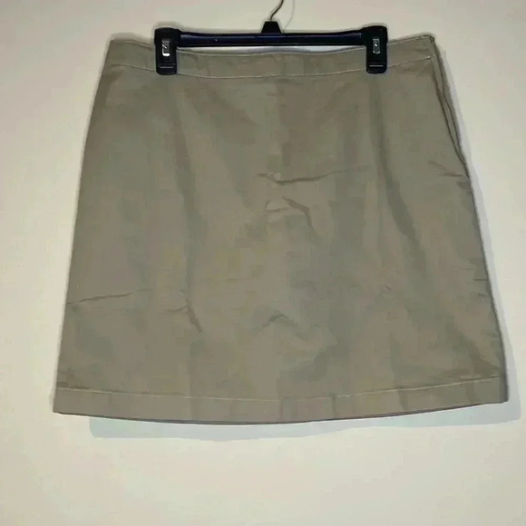 Lands’ End Khaki Skort - Picture 1 of 10